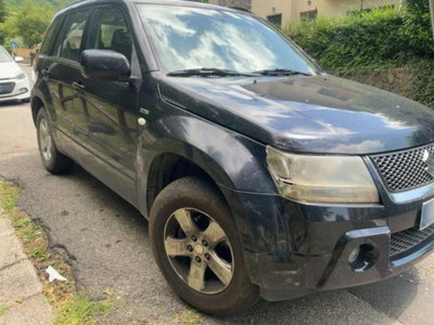 Suzuki Grand Vitara 1.9 DDiS 5 porte Crossover (4)