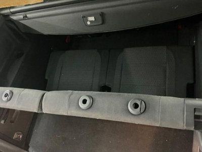 Volkswagen Touran TDI 101CV Trendline (14)