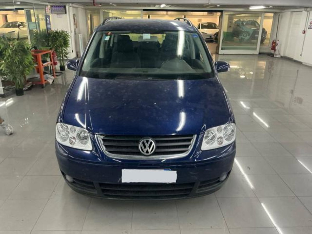 Volkswagen Touran TDI 101CV Trendline (2)