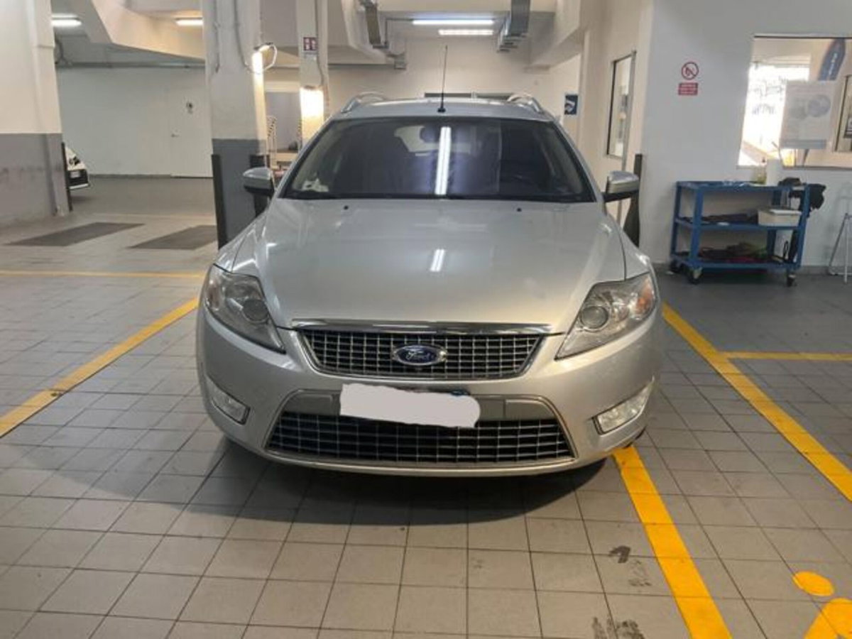 Ford Mondeo Station Wagon 2.0 TDCi 163 CV Station Wagon Titanium (2)