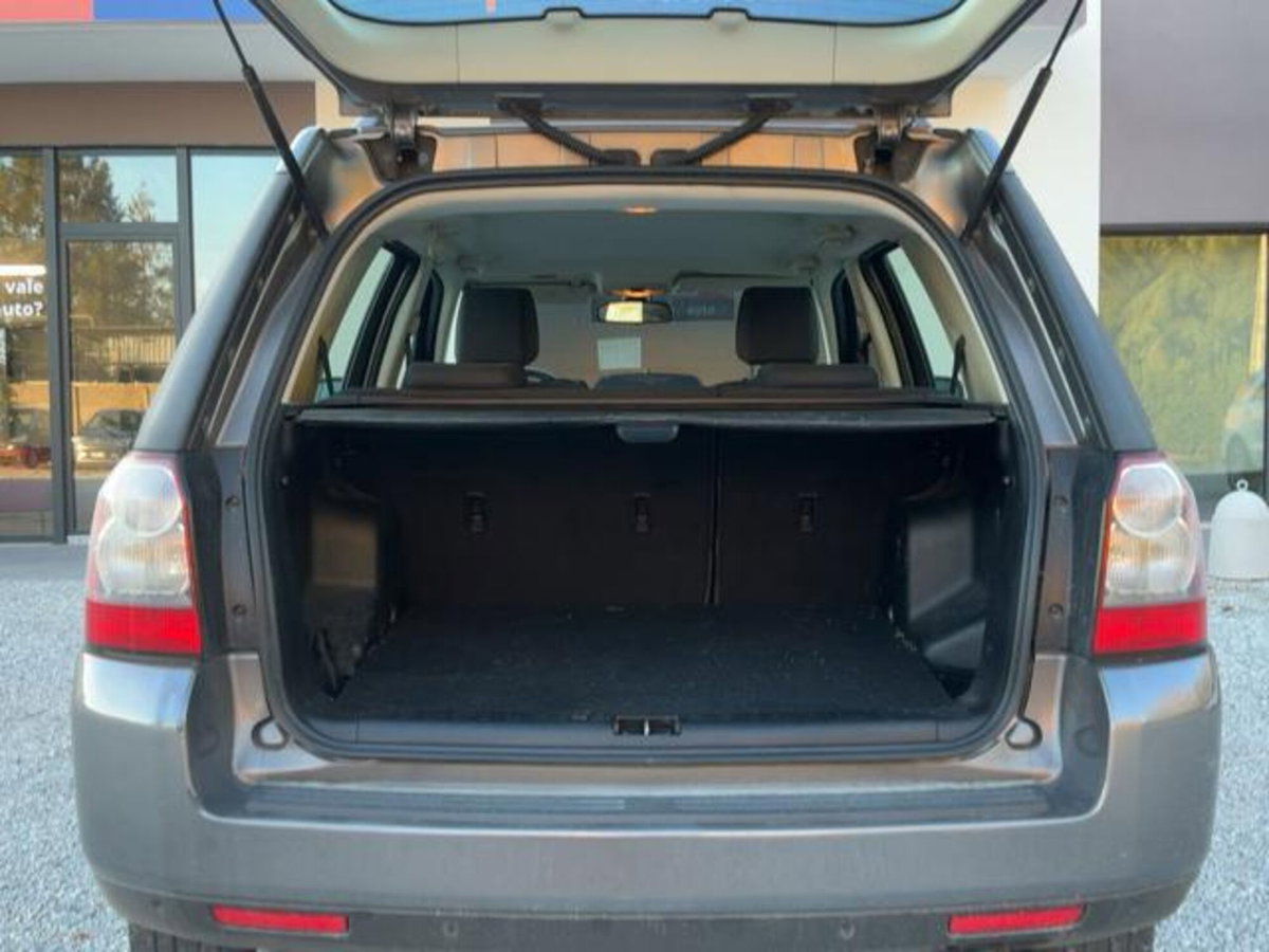 Land Rover Freelander 2.2 TD4 S.W. S (16)