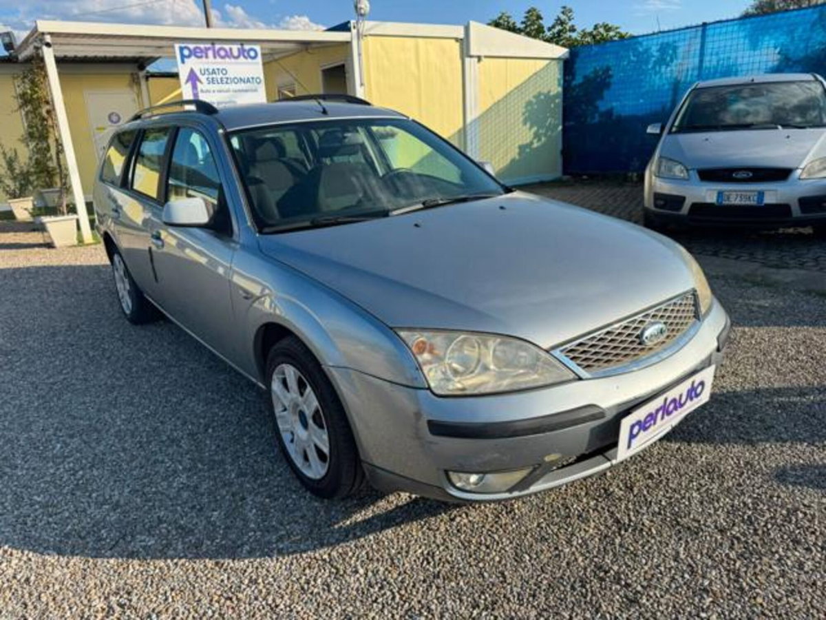 Ford Mondeo Station Wagon 2.0 16V TDCi (130CV) SW  Ghia (2)