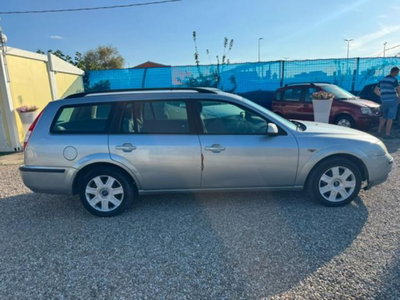 Ford Mondeo Station Wagon 2.0 16V TDCi (130CV) SW  Ghia (3)