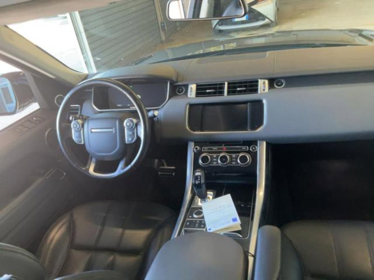 Land Rover Range Rover Sport 3.0 TDV6 HSE Dynamic (13)