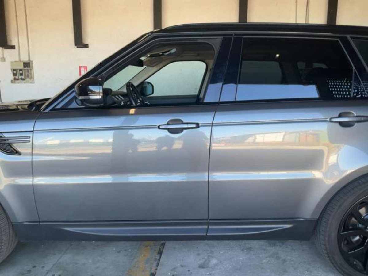 Land Rover Range Rover Sport 3.0 TDV6 HSE Dynamic (6)