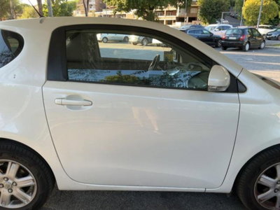 Toyota iQ 1.0 (9)