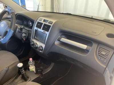 Kia Sportage 2.0 CRDI VGT 150CV 2WD Active (11)