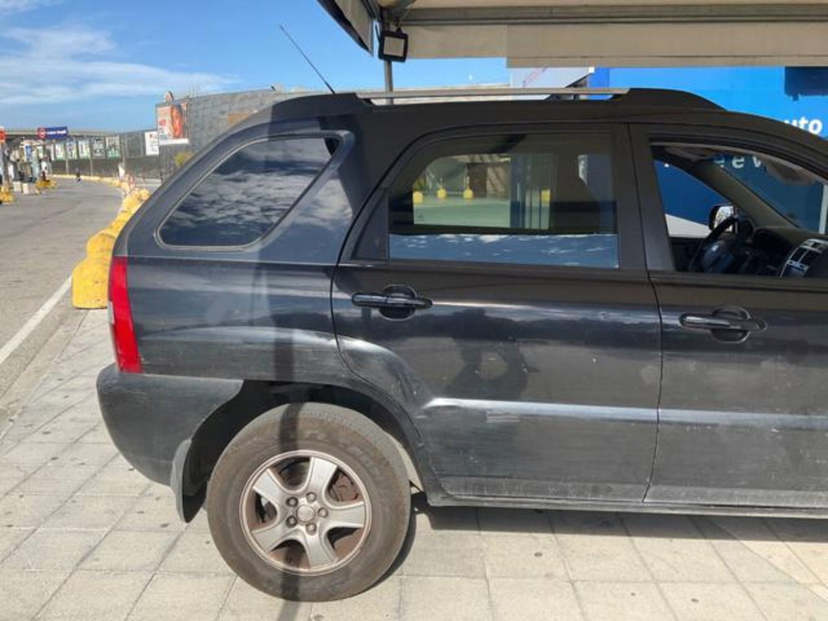 Kia Sportage 2.0 CRDI VGT 150CV 2WD Active (3)