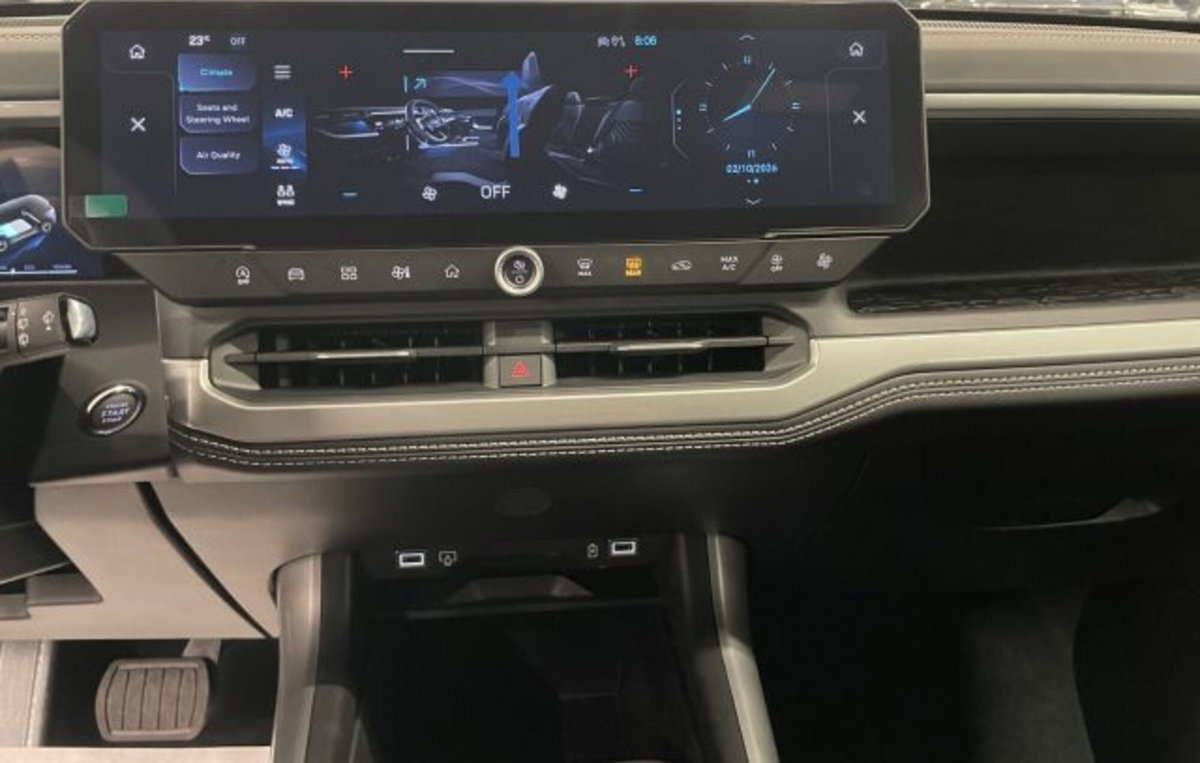 Jeep Compass full-electric Summit fwd 213cv auto (13)