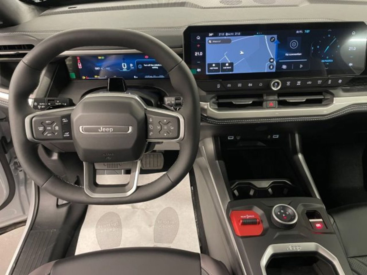 Jeep Compass full-electric Summit fwd 213cv auto (2)
