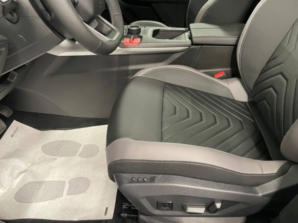 Jeep Compass full-electric Summit fwd 213cv auto (7)