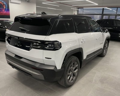 Jeep Compass full-electric Summit fwd 213cv auto (8)