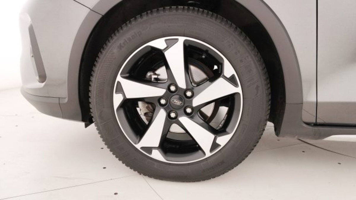 Ford Focus 1.0 EcoBoost Hybrid 125 CV Powershift 5p. Active X (16)