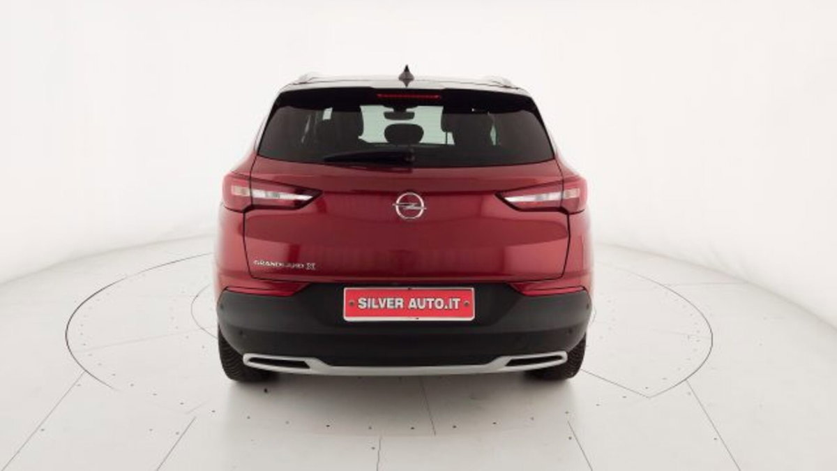 Opel Grandland X 1.6 Hybrid4 Plug-in aut. AWD (6)