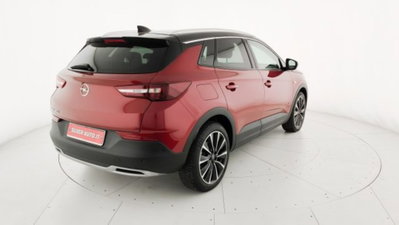 Opel Grandland X 1.6 Hybrid4 Plug-in aut. AWD (7)