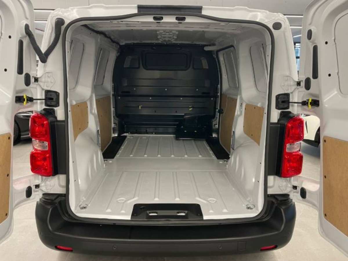 Fiat Scudo Furgone ce 1.5 bluehdi 120cv L3H1 (10)