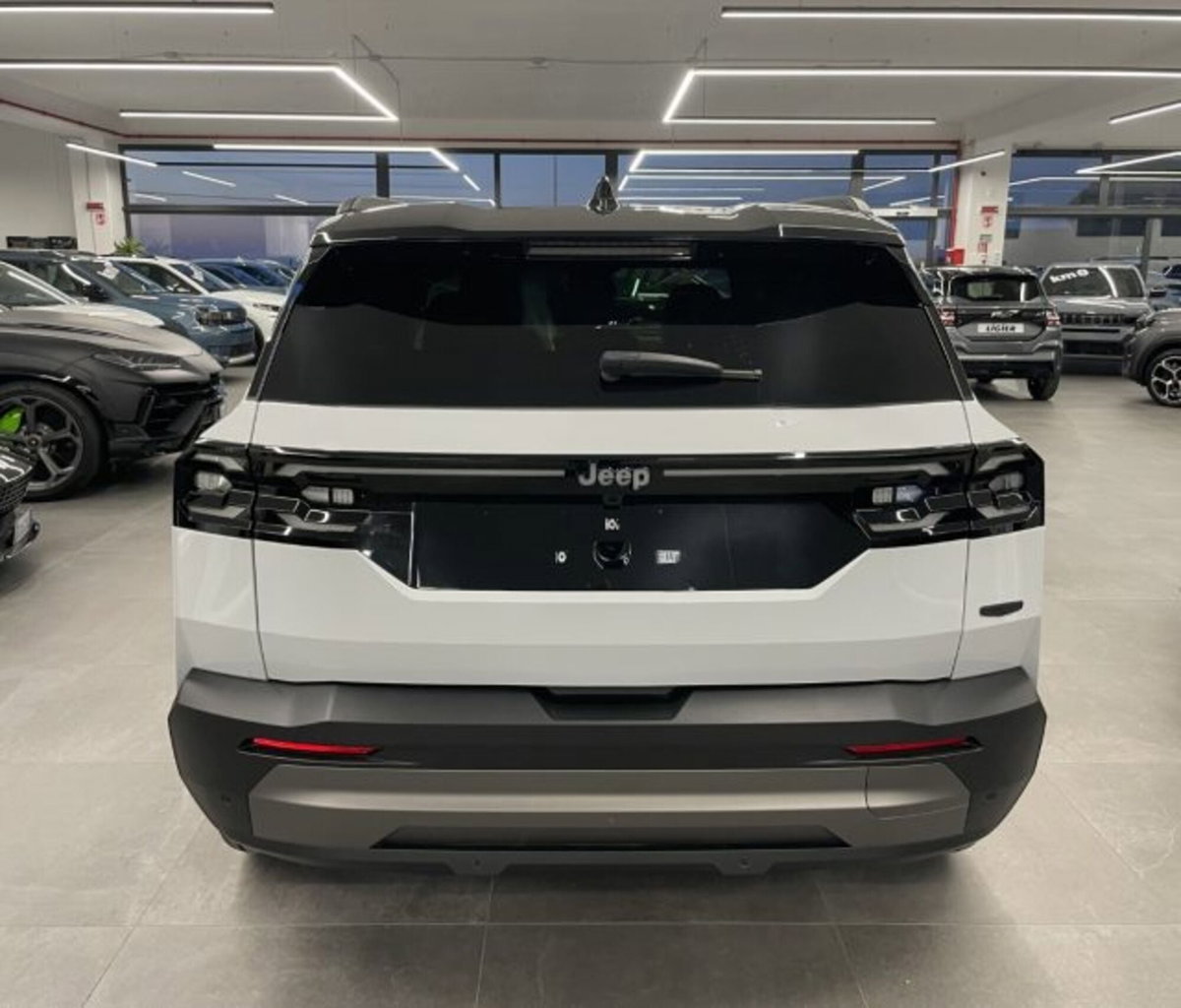 Jeep Compass full-electric Summit fwd 213cv auto (15)