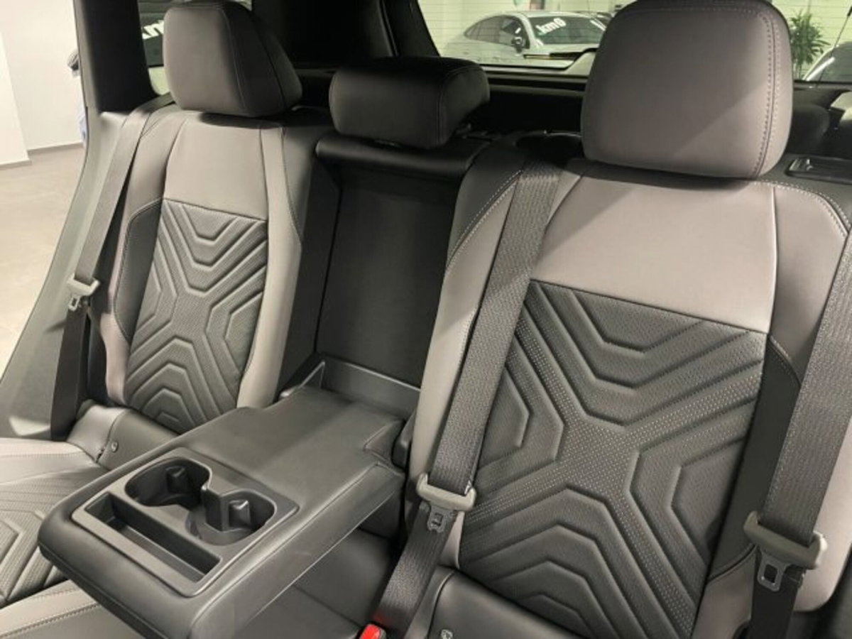 Jeep Compass full-electric Summit fwd 213cv auto (4)