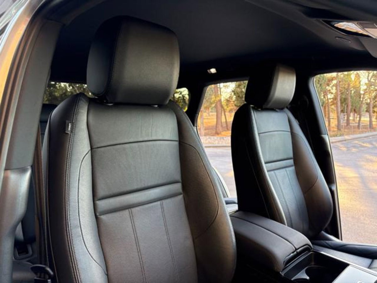 Land Rover Range Rover Evoque 1.5 I3 PHEV 300 CV AWD Auto (10)