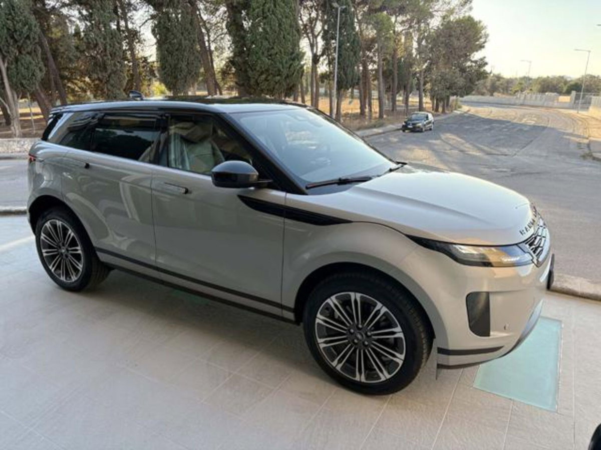 Land Rover Range Rover Evoque 1.5 I3 PHEV 300 CV AWD Auto (3)