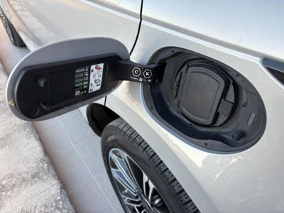 Land Rover Range Rover Evoque 1.5 I3 PHEV 300 CV AWD Auto (18)