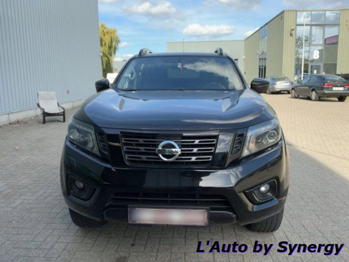 Nissan Navara 2.3 dCi 190 CV 7AT 4WD Double Cab N-Guard (7)