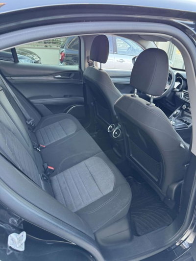 Alfa Romeo Stelvio Stelvio 2.2 Turbodiesel 180 CV AT8 RWD Business (13)