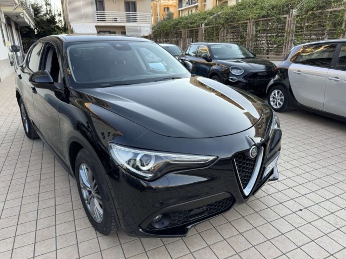 Alfa Romeo Stelvio Stelvio 2.2 Turbodiesel 180 CV AT8 RWD Business (3)