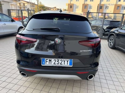 Alfa Romeo Stelvio Stelvio 2.2 Turbodiesel 180 CV AT8 RWD Business (4)
