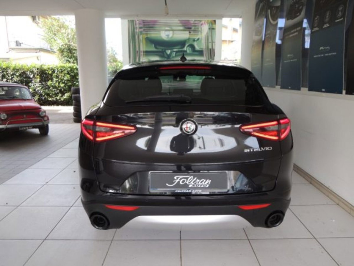 Alfa Romeo Stelvio Stelvio 2.2 Turbodiesel 190 CV AT8 Q4 Super Business (5)