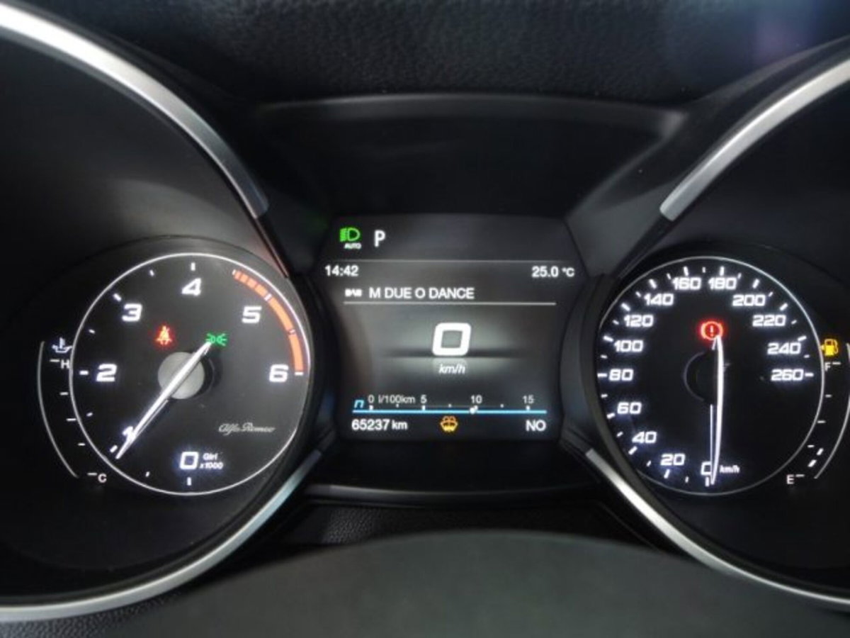 Alfa Romeo Stelvio Stelvio 2.2 Turbodiesel 190 CV AT8 Q4 Super Business (9)