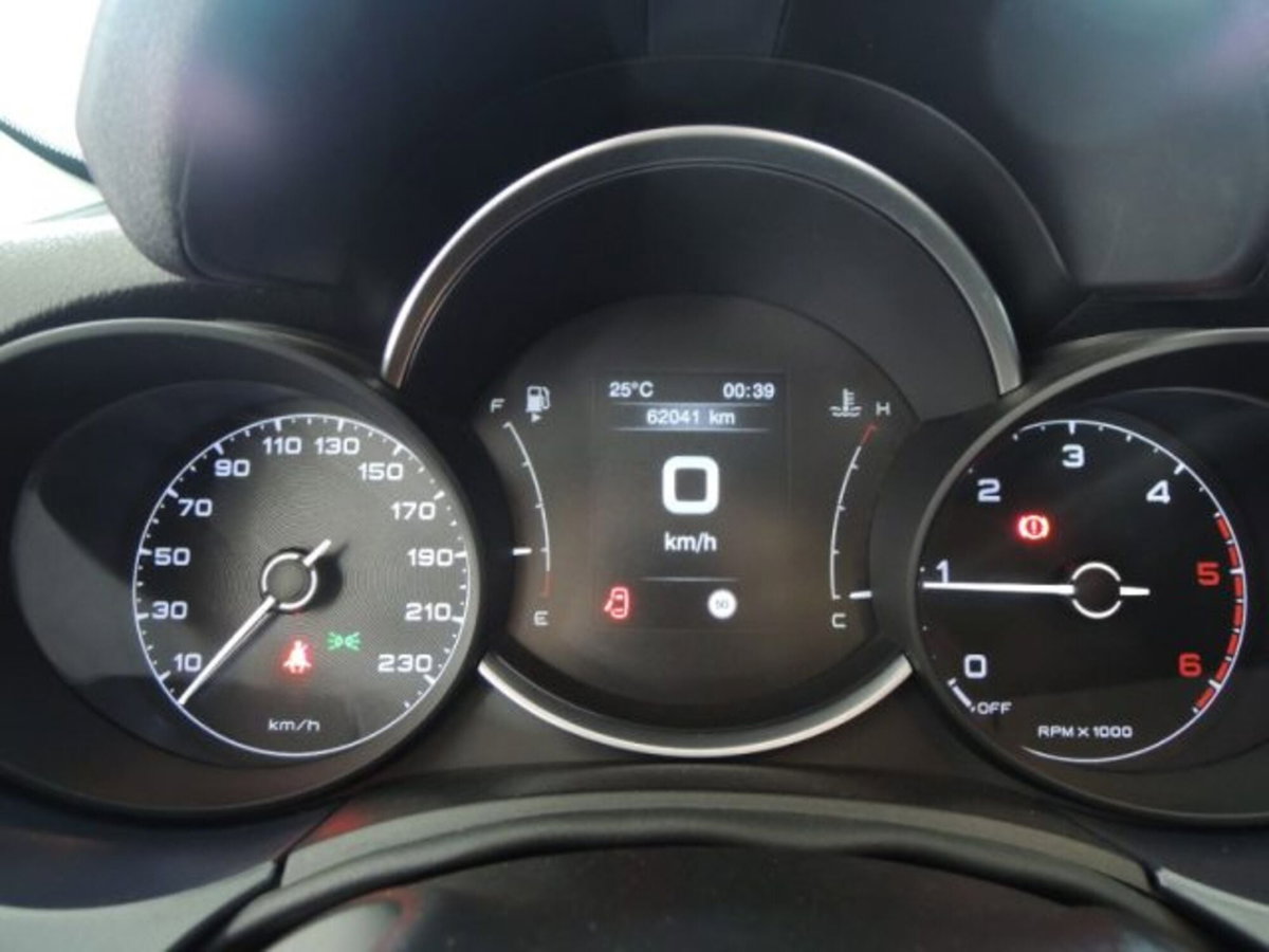 Fiat 500X 1.3 MultiJet 95 CV Club (9)