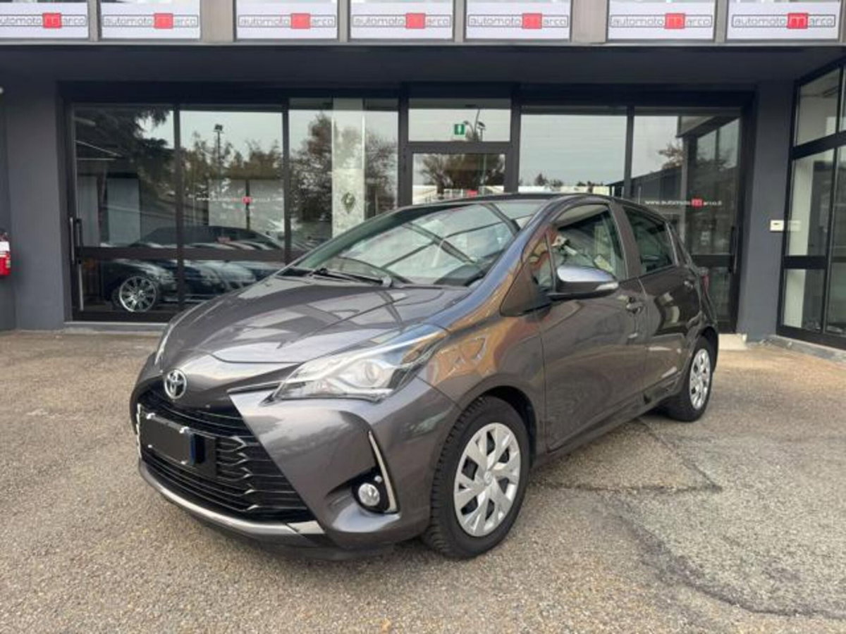 Toyota Yaris 1.0 72 CV 5 porte Active (3)