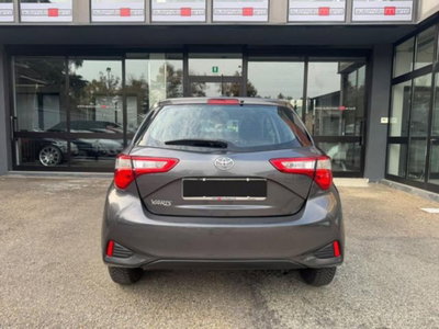 Toyota Yaris 1.0 72 CV 5 porte Active (5)