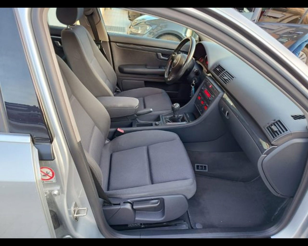 Audi A4 Avant 1.9 TDI/130 CV cat (10)