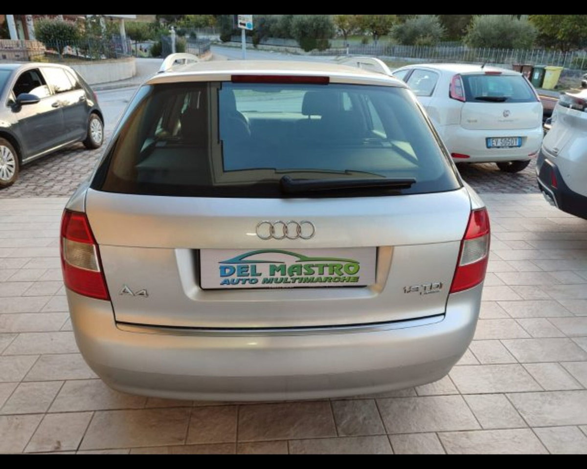 Audi A4 Avant 1.9 TDI/130 CV cat (4)
