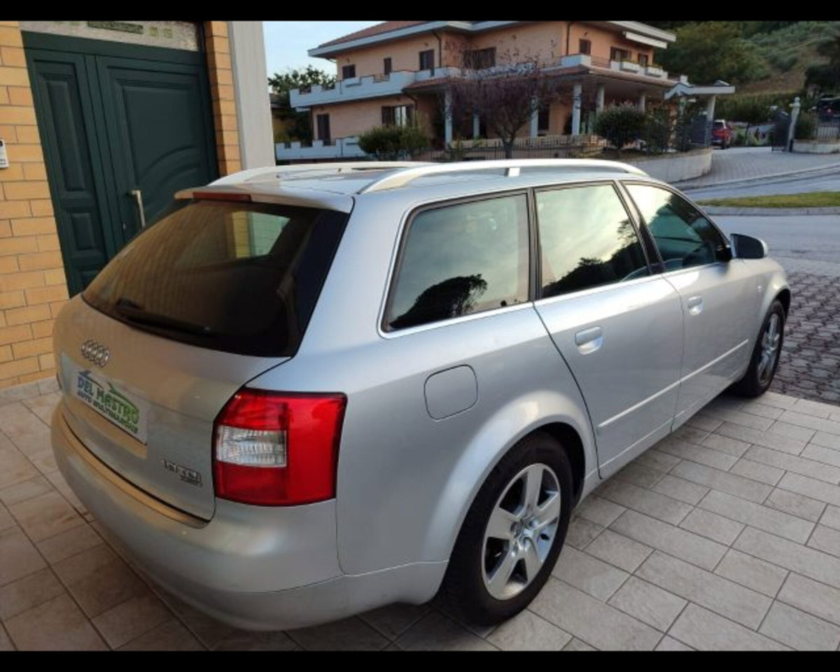 Audi A4 Avant 1.9 TDI/130 CV cat (7)