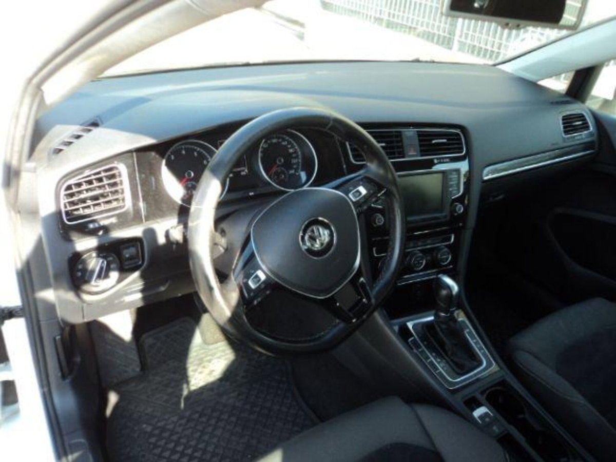 Volkswagen Golf 1.4 TGI DSG 5p. Highline BlueMotion (6)