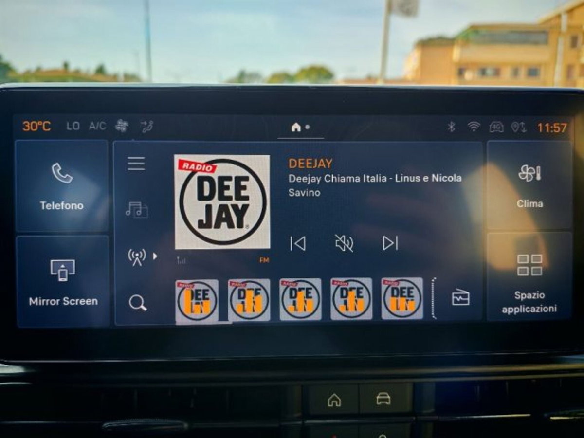 Jeep Avenger 1.2 turbo Altitude fwd 100cv (16)