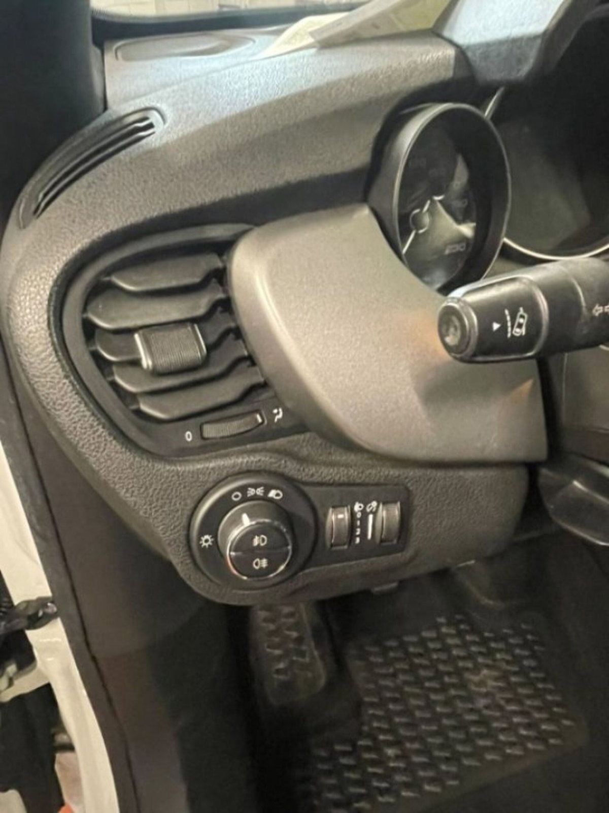 Fiat 500X 1.3 MultiJet 95 CV Sport Dolcevita (12)