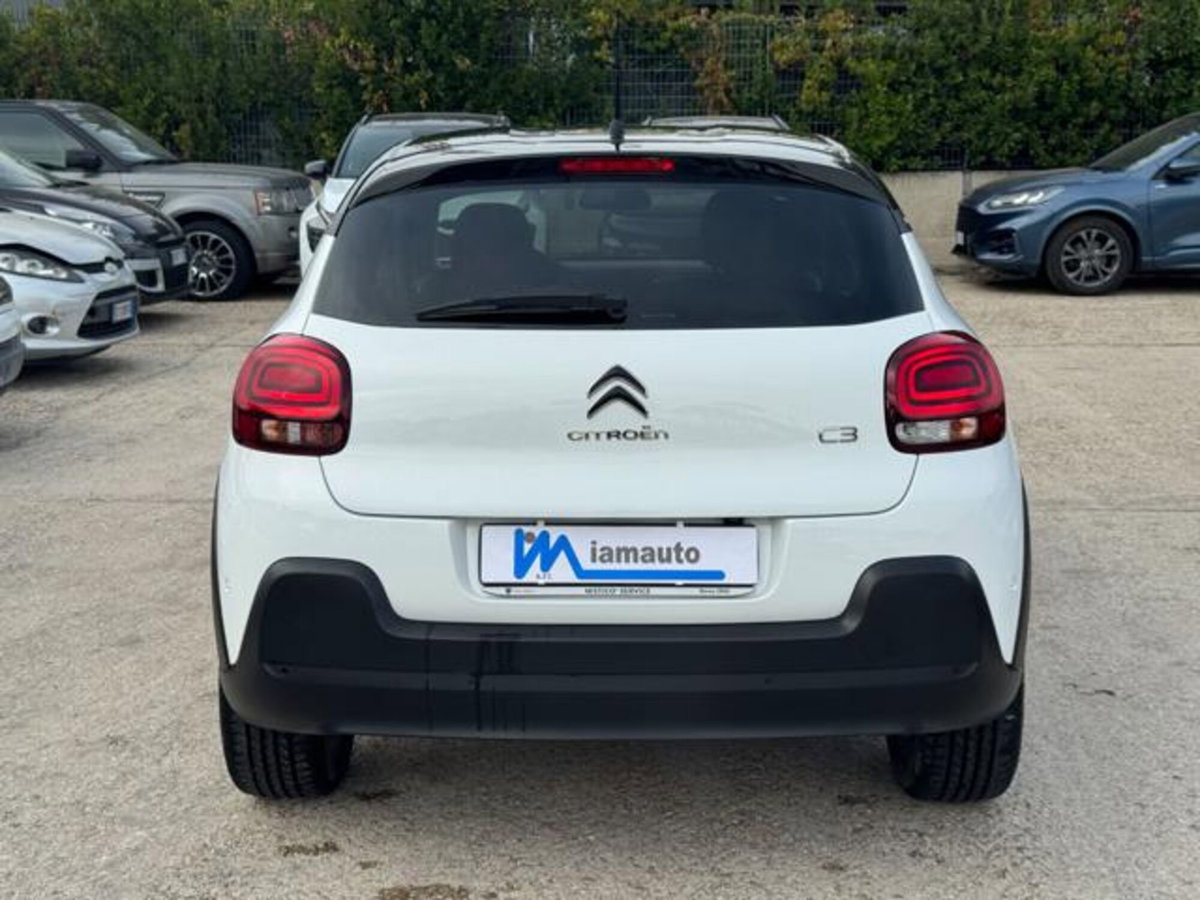 Citroen C3 PureTech 82 GPL Shine (4)