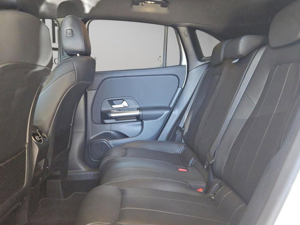 Mercedes-Benz GLA SUV 200 d Automatic Sport Plus (12)