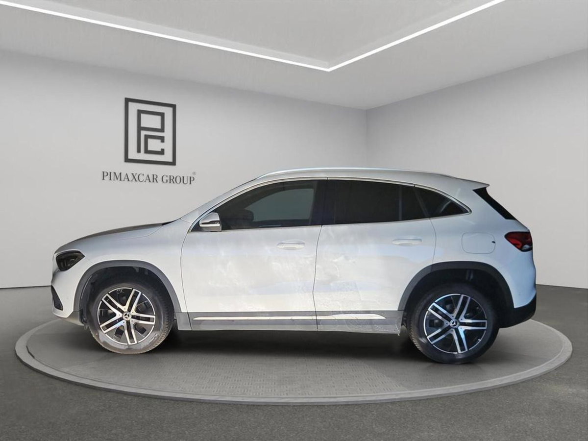 Mercedes-Benz GLA SUV 200 d Automatic Sport Plus (2)
