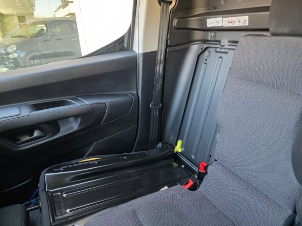 Citroen Berlingo Furgone van M 1.5 bluehdi 100cv S&S Max 2p.ti (17)