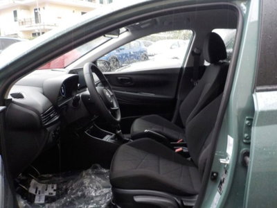 Hyundai Bayon 1.0 t-gdi Dark Line 90cv mt (6)