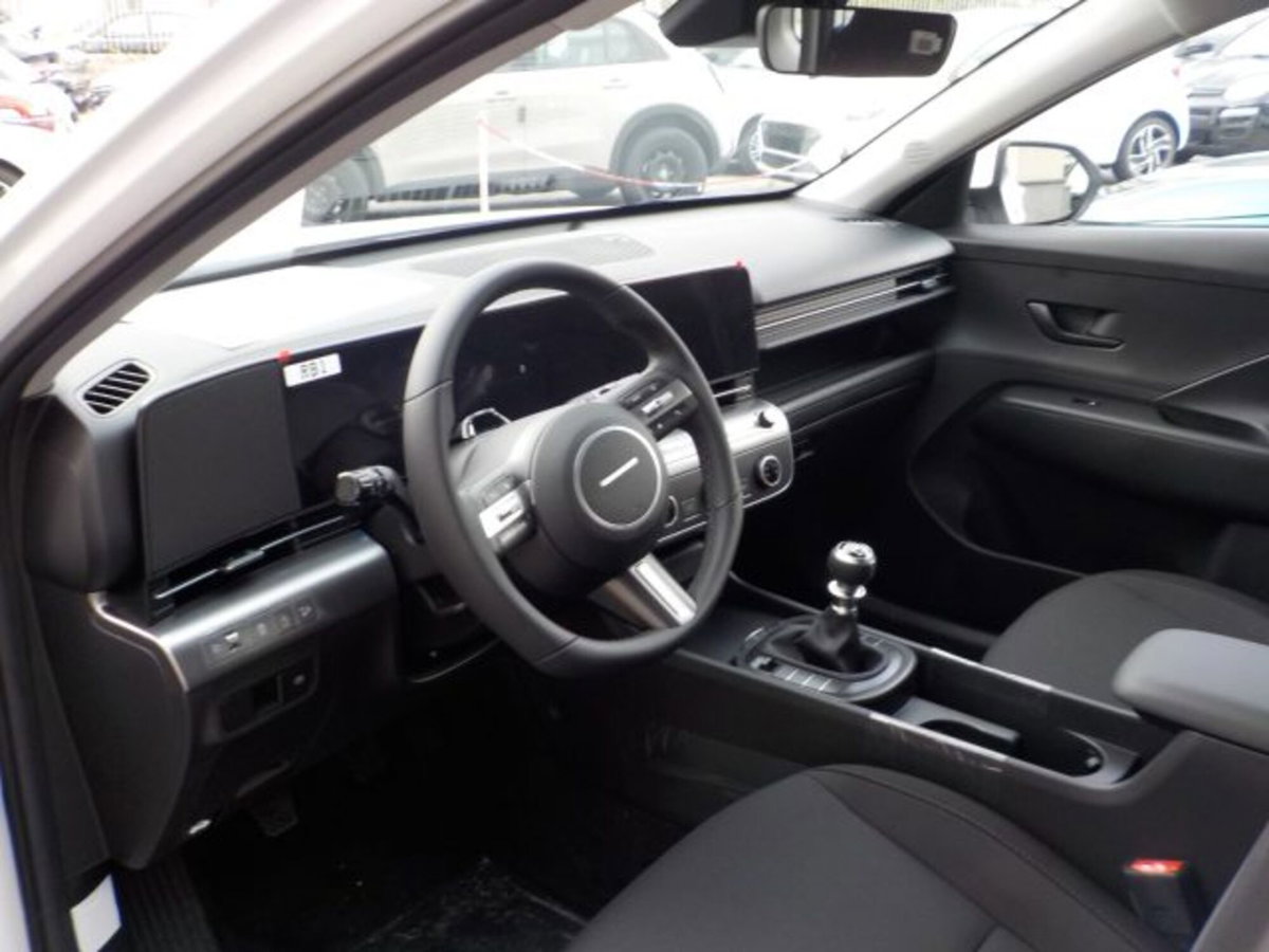 Hyundai Bayon 1.0 t-gdi Gpl Xtech 84cv (4)