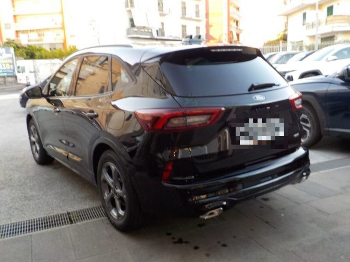 Ford Kuga 2.5 Full Hybrid 190 CV CVT 2WD ST-Line Design (13)