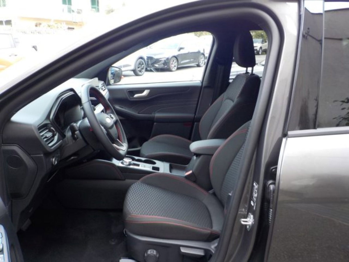 Ford Kuga 2.5 Full Hybrid 190 CV CVT 2WD ST-Line Design (4)