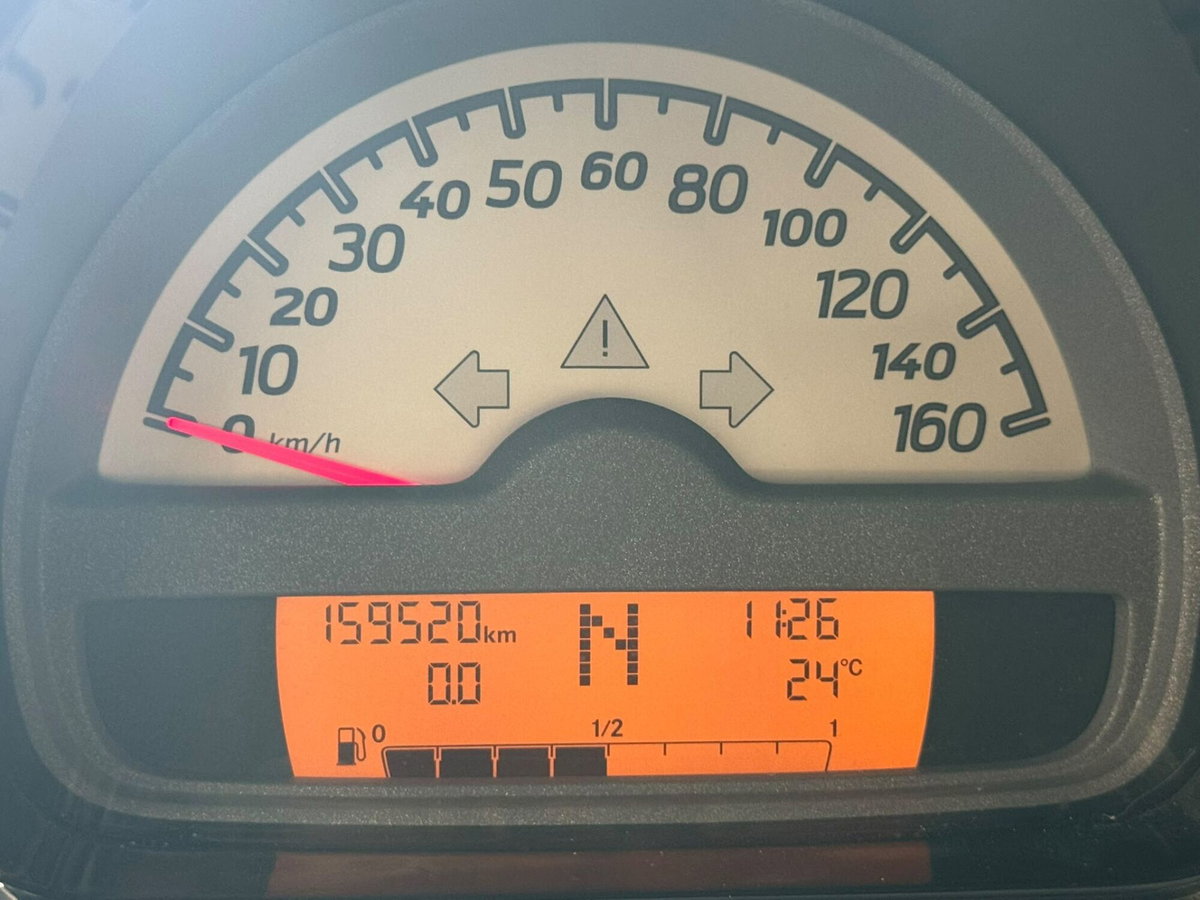 smart Fortwo 1000 62 kW coupé passion (8)