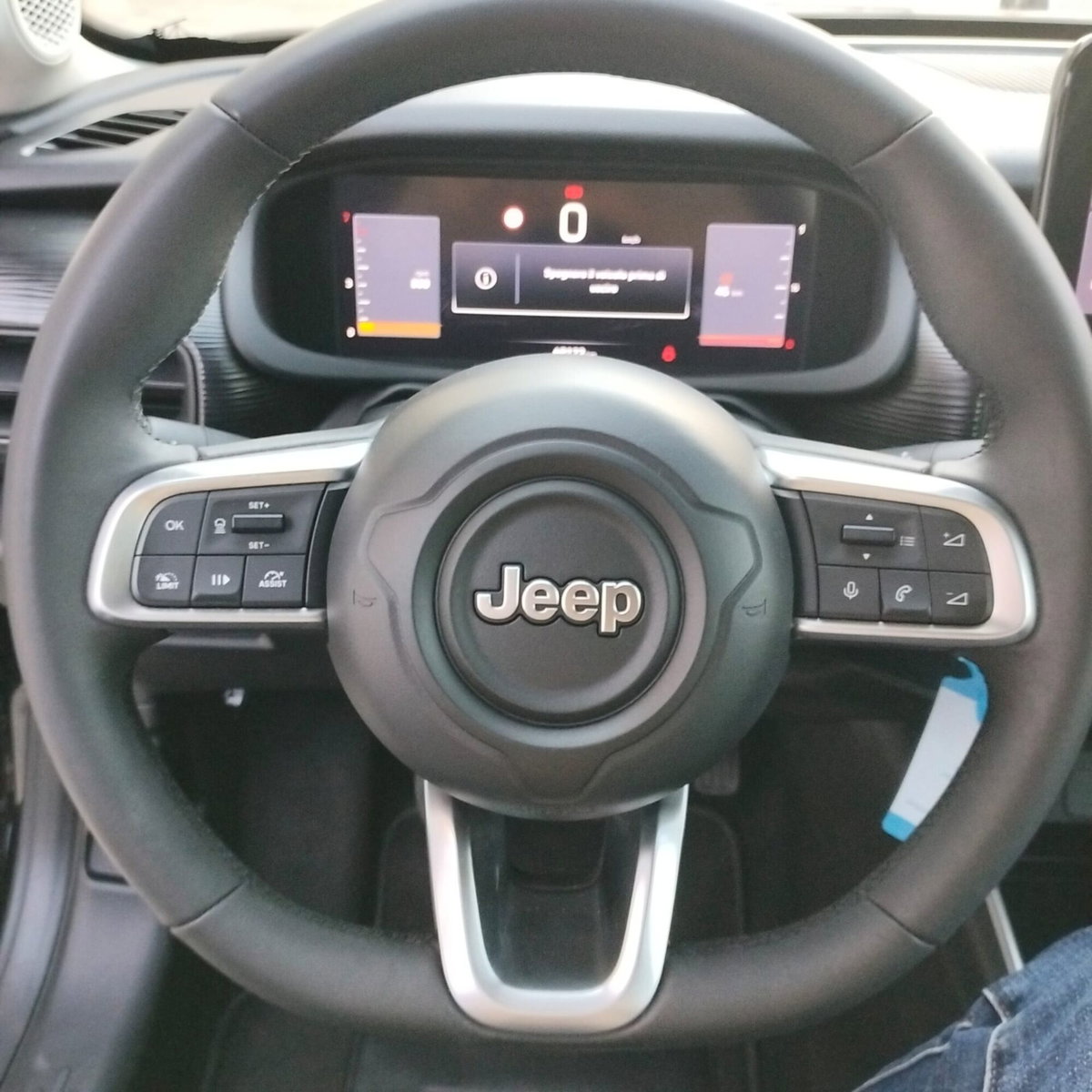 Jeep Avenger 1.2 turbo Altitude fwd 100cv (11)